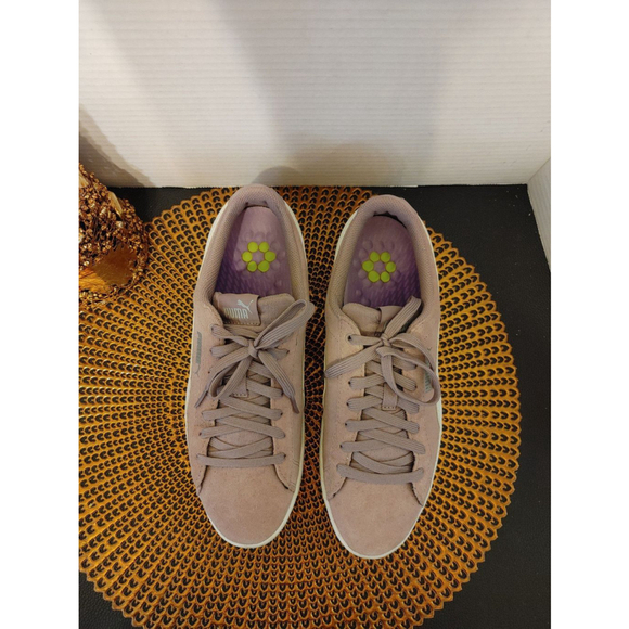 PUMA Classic Suede Sneakers Size 7.5 - Picture 3 of 5